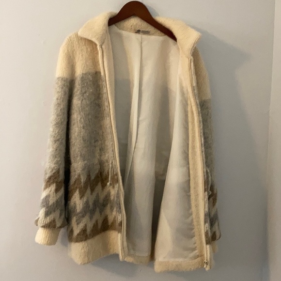 Samband of Iceland Wool Jacket - Picture 9 of 16